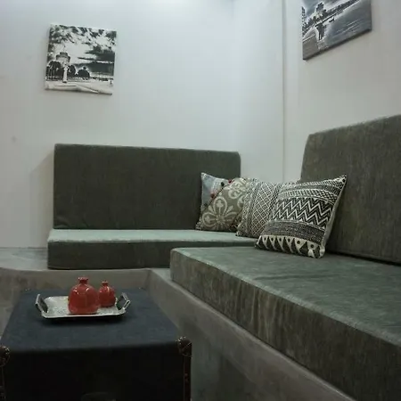 Luxurious And Modern City Center Apartamento