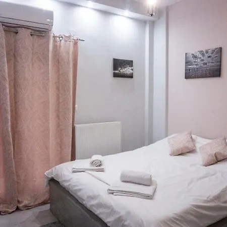 Luxurious And Modern City Center Apartamento